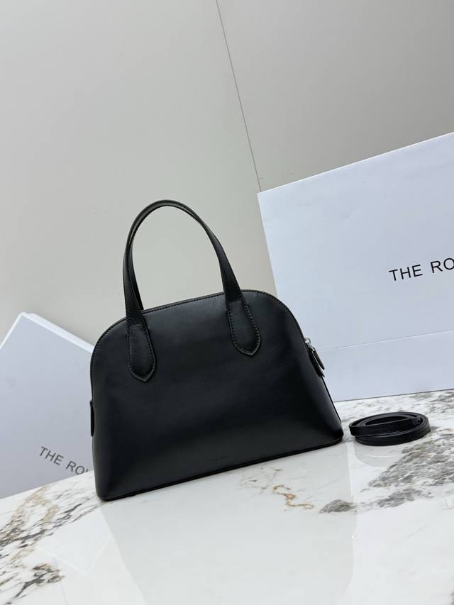 Tr The Row Medium Ingredient Shell Bag (Large Sizehas arrived! The bag is made o Tr The Row Medium Ingredient Shell Bag (Large Sizehas arrived! The bag is made o