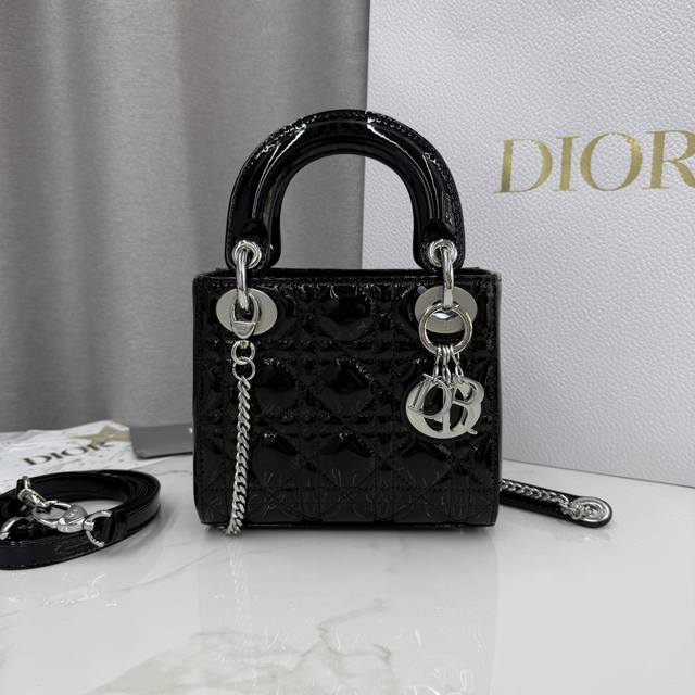 Three-Compartment Black Patent Leather Lady Dior Bag with Silver Buckle - Item N