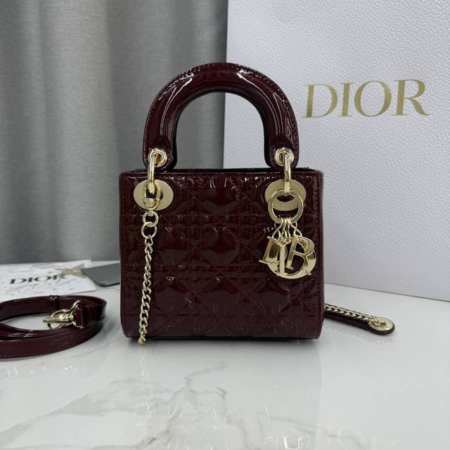 Three-Compartment Burgundy Patent Leather Lady Dior Bag with Gold Buckle - Item