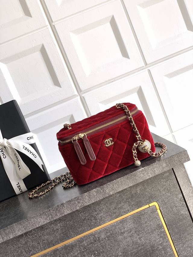 Bright red silk diamond gold bead clasp Ohanel 25B best-selling box bag, exquisi