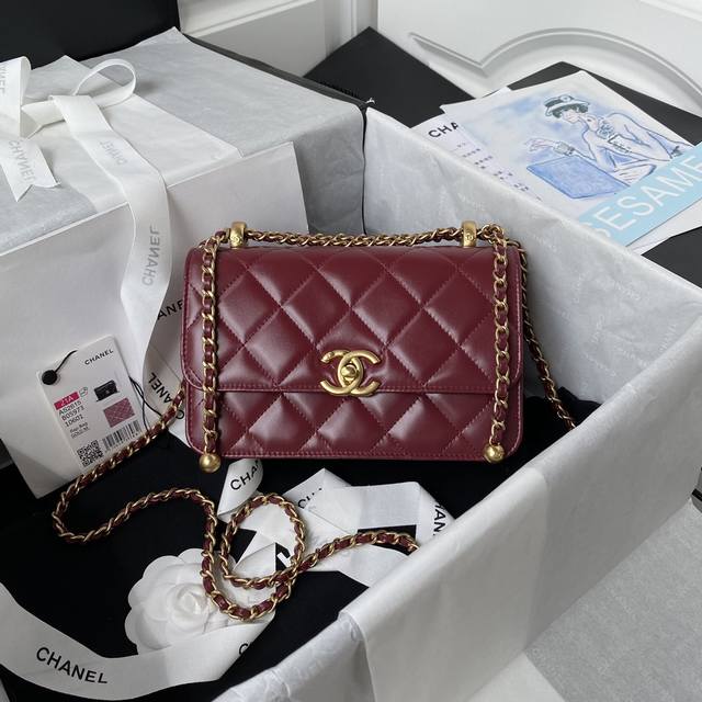 Chanel New Adjustable Double Gold Ball Mini 19cm Model: As2615 I went to see the