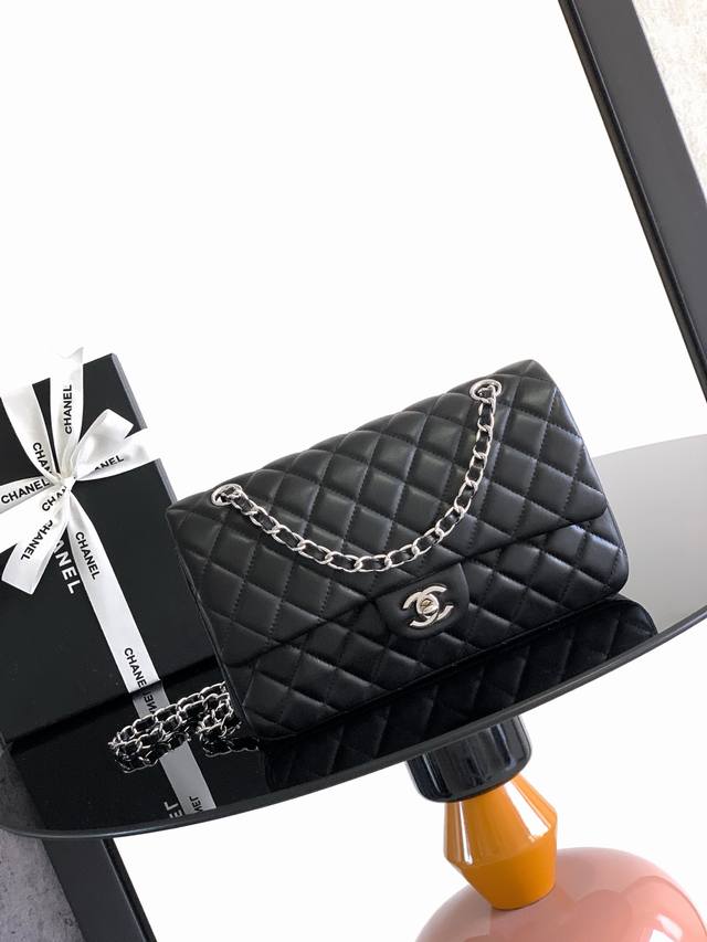 French high-end custom-made Chanel Classic Flap Bag. Made of lambskin, this bag