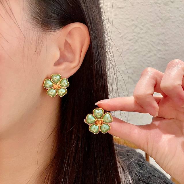 Chanel Camellia Double C Earrings DDD Chanel Camellia Double C Earrings DDD