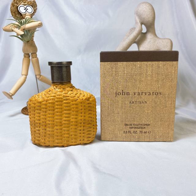 原单品质 John Varvatos约翰 瓦维托斯艺术工匠 黄藤编 男士淡香水Edt 75Ml 香调：柑橘馥奇香调 前调：克里曼丁红橘蜜橘百里香马郁兰 中调：橙