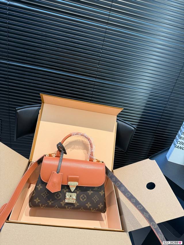 配飞机盒折叠盒Lv Madeleine Bb｜复古优雅的通勤王者 2026年的第一只心动包袋，被Lv Madeleine Bb狠狠拿捏了！ 经典Monogram