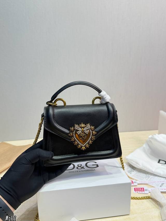 礼盒包装 杜嘉班纳D&G 手柄链条包 珍珠爱心扣尺寸18.13