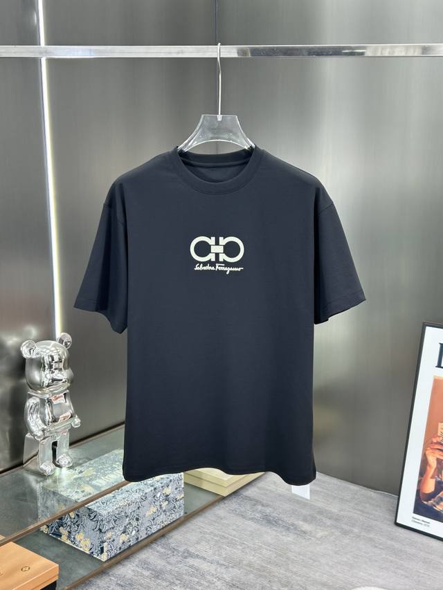 Ferragamo 2026 Early Spring New Arrival! Classic style. Men's crew neck short-sl