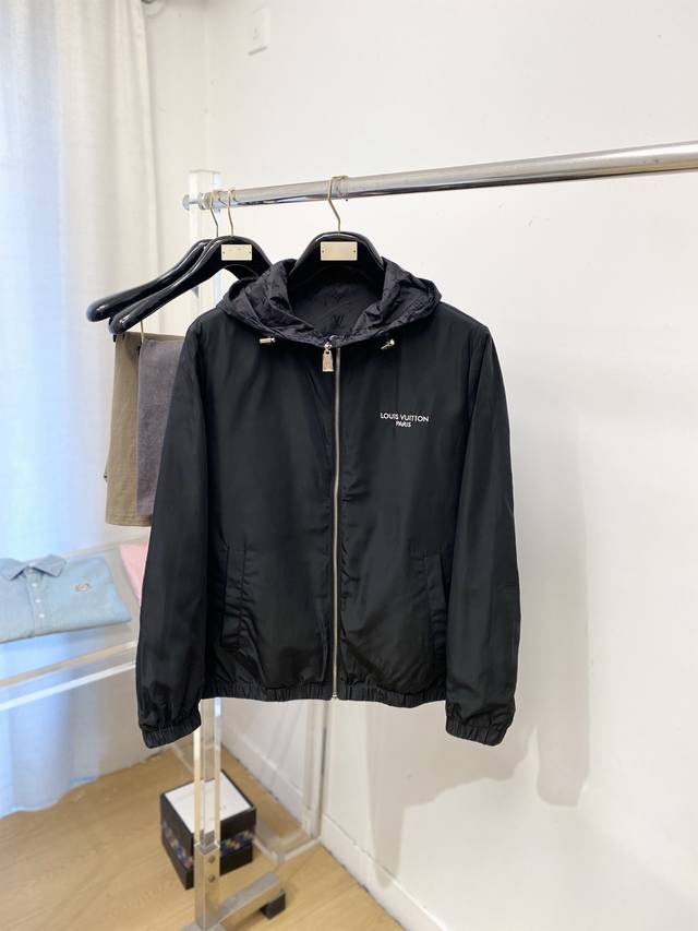 Louis Vuitton 2026 New Reversible Jacket, stylish and chic, simple and versatile