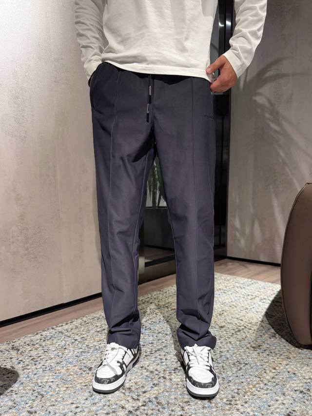 Coach, new casual pants, original factory overrun, simple and comfortable, uniqu