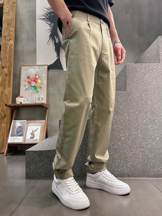 2026 Bu New Casual Pants! Available simultaneously on the official website. Clas