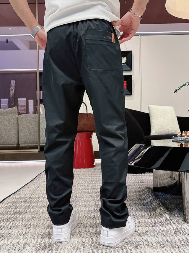 2026 A refreshed interpretation of casual trousers aesthetics, showcasing a rich