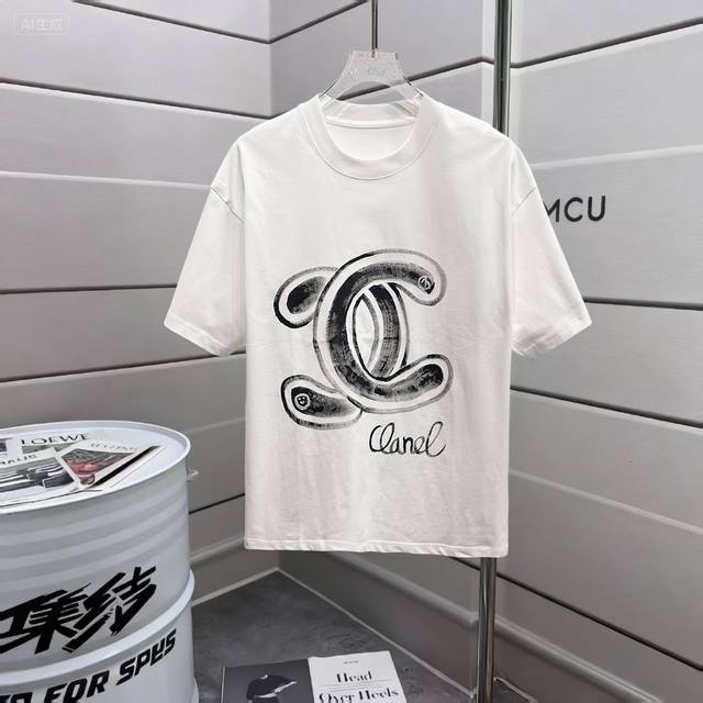 Chanel Hand-Painted T-Shirt Evenly distributed colors, loose fit, no deformation