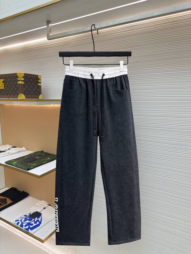Loewe 2026 Spring New Arrival Long Pants, Casual Pants, Available Now on the Off