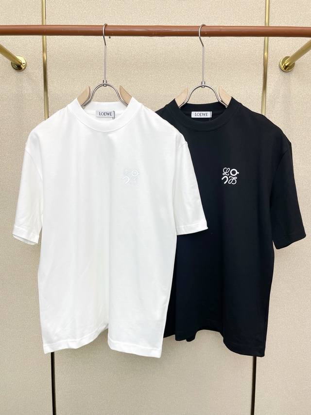 Loewe's latest men's casual short-sleeved shirt, a high-end custom-made, fashion