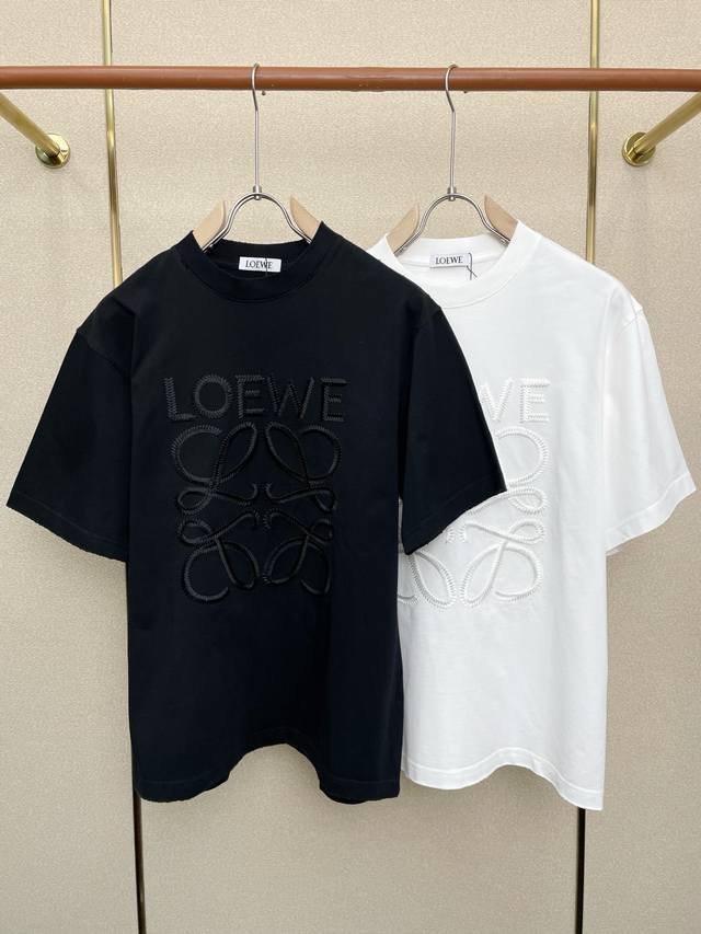 Loewe's newest men's casual spring/summer short-sleeved shirt, a high-end custom