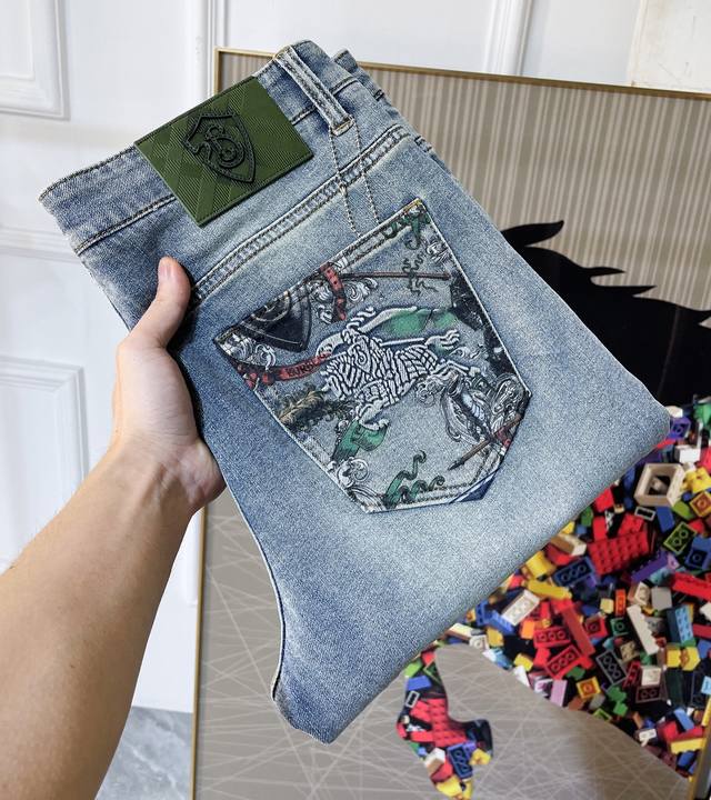 Burberry 2026 Spring/Summer (Year of the HorseHot Selling Jeans. 1:1 replica of