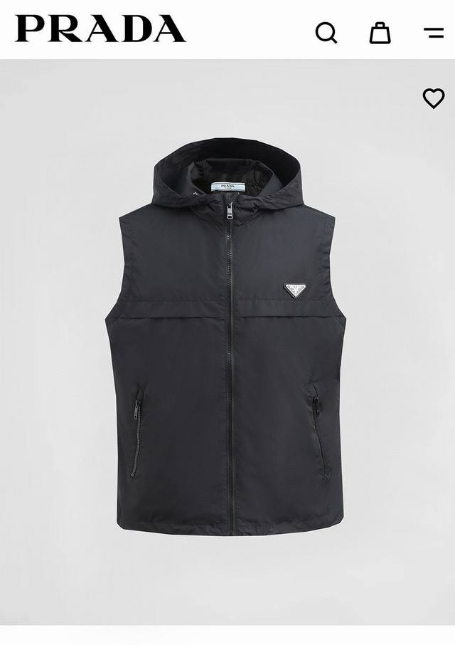 Prada Classic Hooded Vest Speaking of Prada, everyone is familiar with this cent