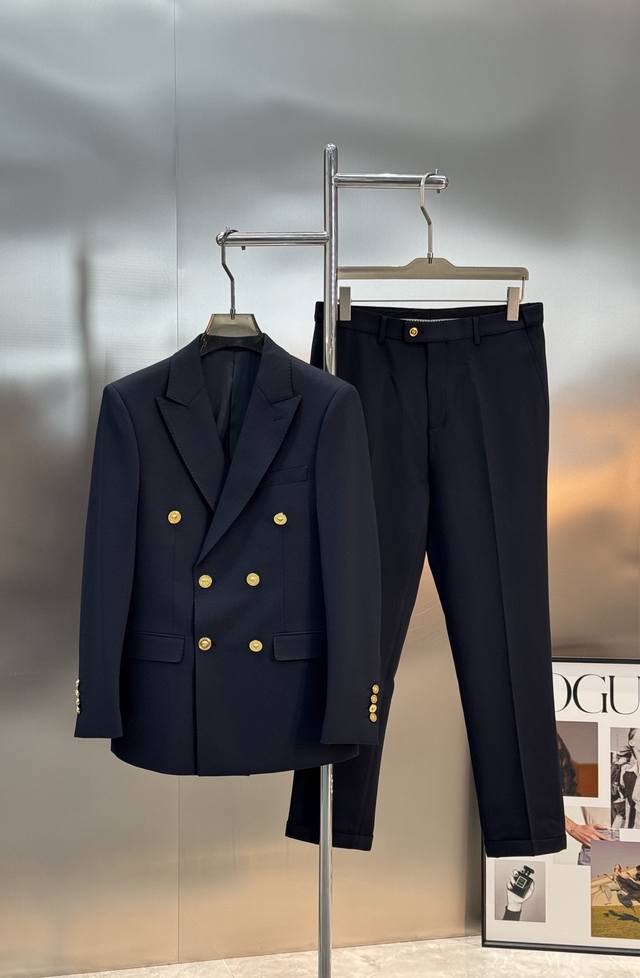 Versace Men's Business Suit, New Arrival! A top-tier, high-end ready-to-wear han