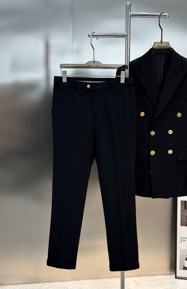 Versace Men's Business Suit, New Arrival! A top-tier, high-end ready-to-wear han