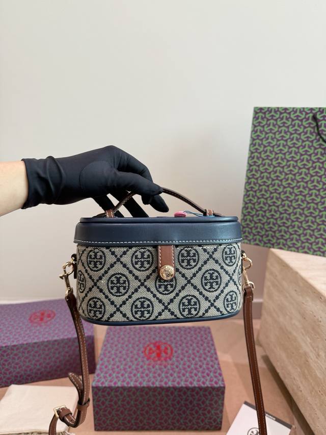 配折叠盒 Size：18.11Cm Tb 托里伯奇新款盒子包 Tory Burch 手柄可调节斜挎手提！ 托里伯奇又是一枚小可爱