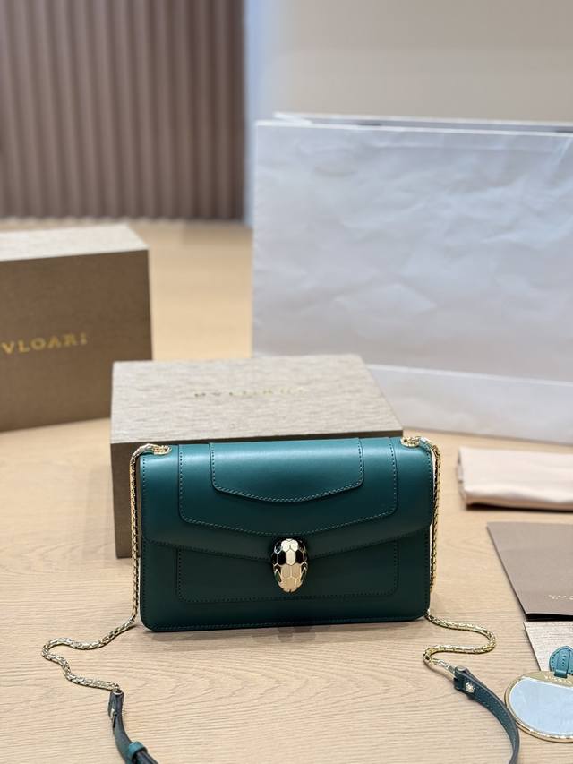 Original Version Bulgari Serpenti Forever Snakehead Bag The Bulgari Serpenti For