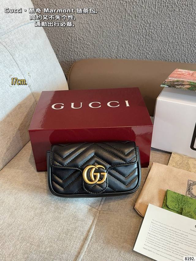 配礼盒 Gucci 古驰 新款马蒙Marmont 再现复古摩登 双G 刺绣爱心单肩包斜挎包女包 美到无法无天的款式 今年简直引领时尚最In元素 做了几个月的款，