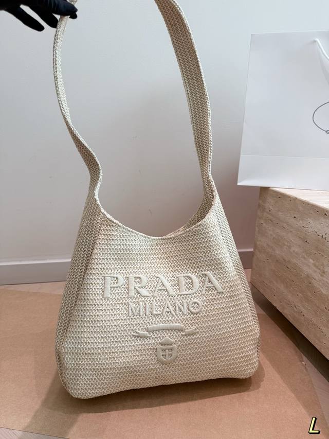 Prada Woven Tote Bag Spring/Summer New Arrival Bag, made with rustic natural raf