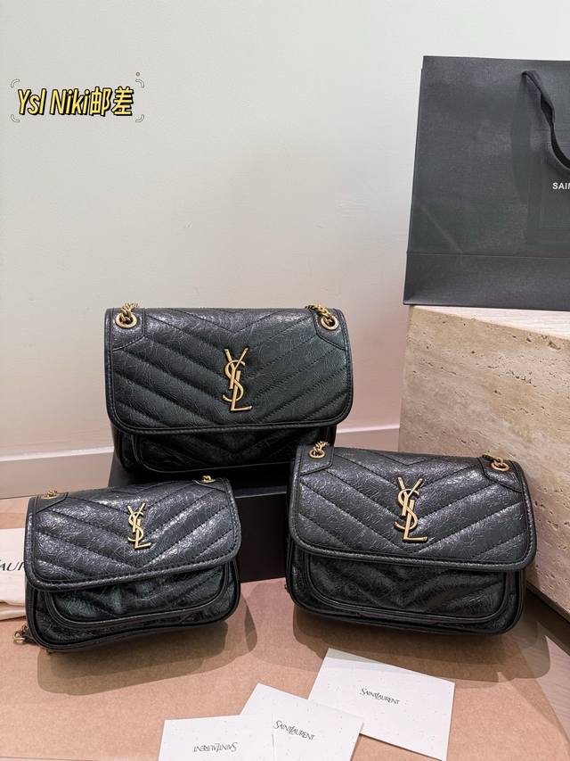 Comes with a folding box Size: 28cm 22cm 18cm High-end Niki YSL Niki, soft and s