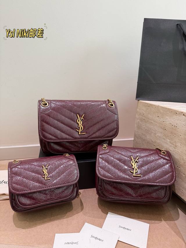 Comes with a folding box Size: 28cm 22cm 18cm High-end Niki YSL Niki, soft and s