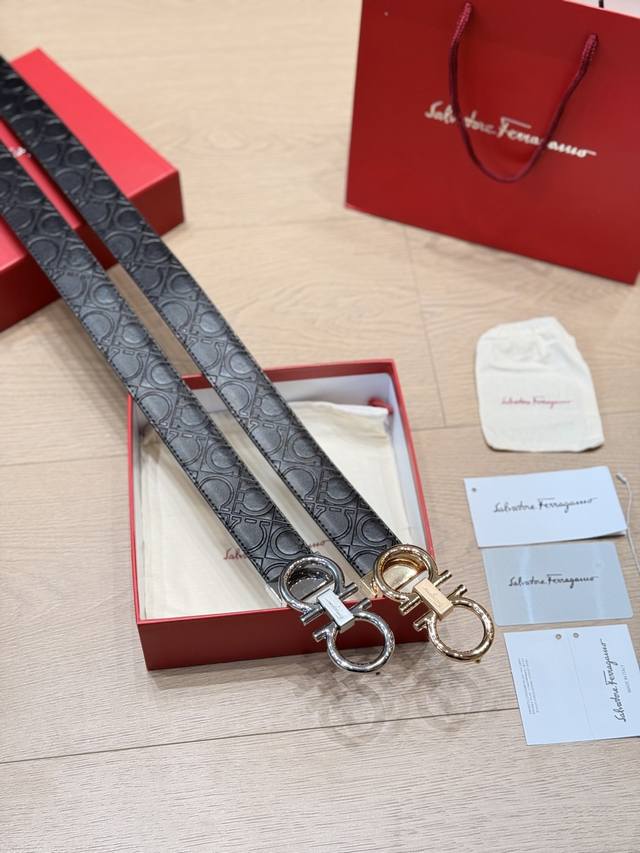 Original quality Ferragamo belt/waistband with complete packaging. This belt per