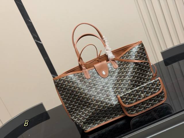 Size：34.28Cm 中号 戈雅Goyard购物袋 从头到尾全部都是客订哦！ 另外收到的宝宝就会知道手腕带是立起来的[微笑][微笑] Goyard托特包日常