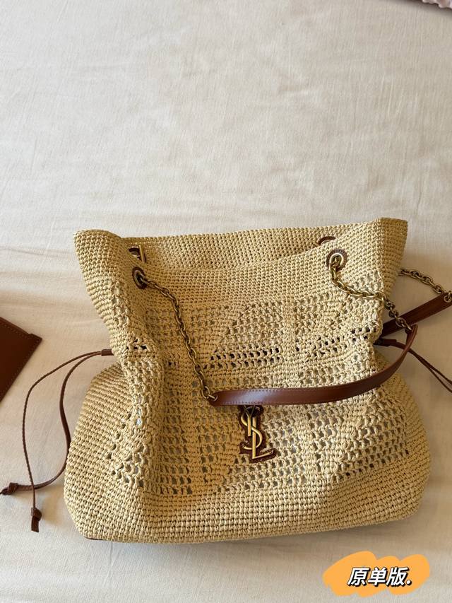 Original, no box Size 33 35Cm YSL straw bag Such a beautiful straw bag for summe
