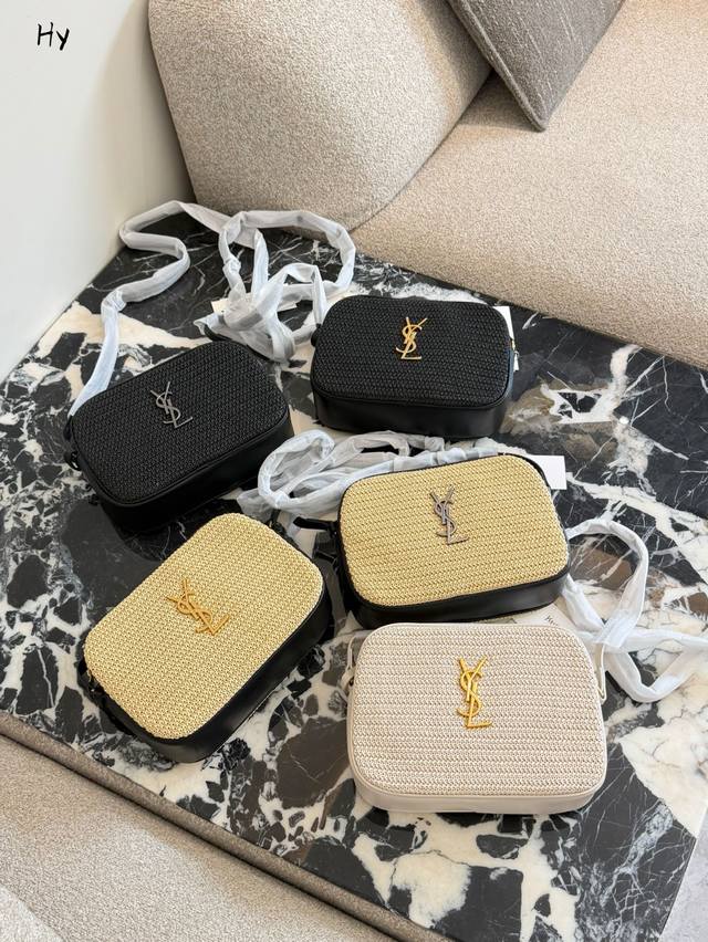 YSL Black and Gold Tassel Camera Bag This YSL black and gold tassel camera bag f