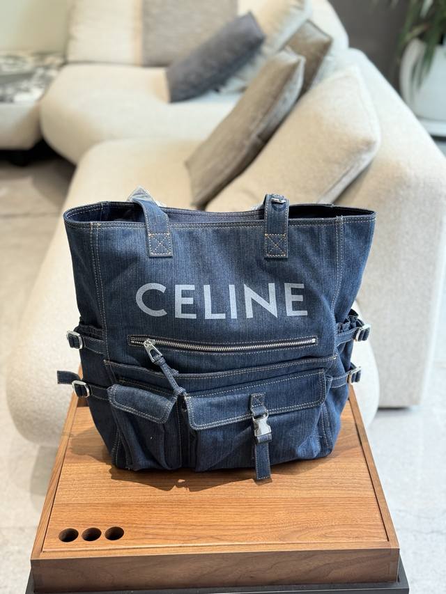 帆布包出行~环保出从我做起; Ootdinew Celine 24Ss 字母徽标洗水牛仔单肩包 24秋冬新款水洗牛仔真的绝中性系列竖版Tote 大小容量可以装下