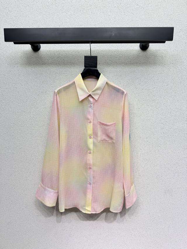 Fd's gradient color print sun protection shirt is versatile, flattering, simple,