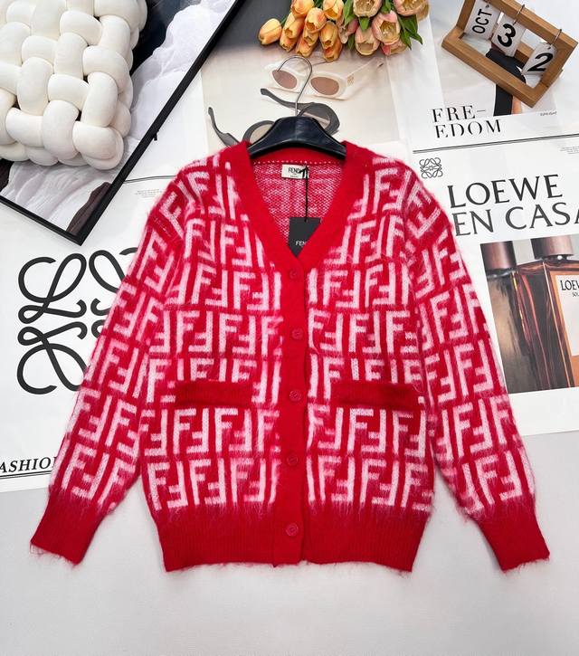 2025Ss Fendi Ffv collar knit cardigan, New Year's red double F classic logo jacq
