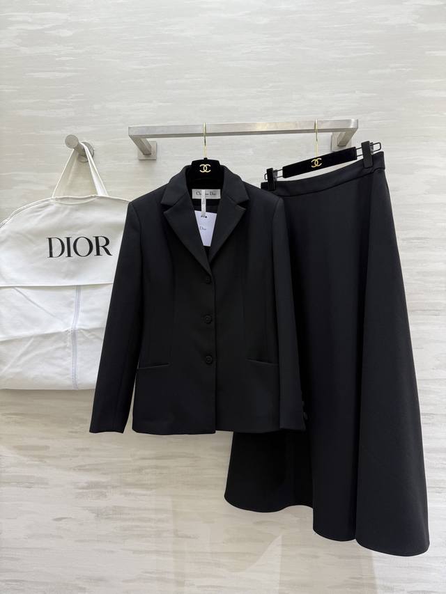 Dio2 New Suit Set: Slim Fit Suit Jacket + High-Waisted Long Skirt. Elegant and s