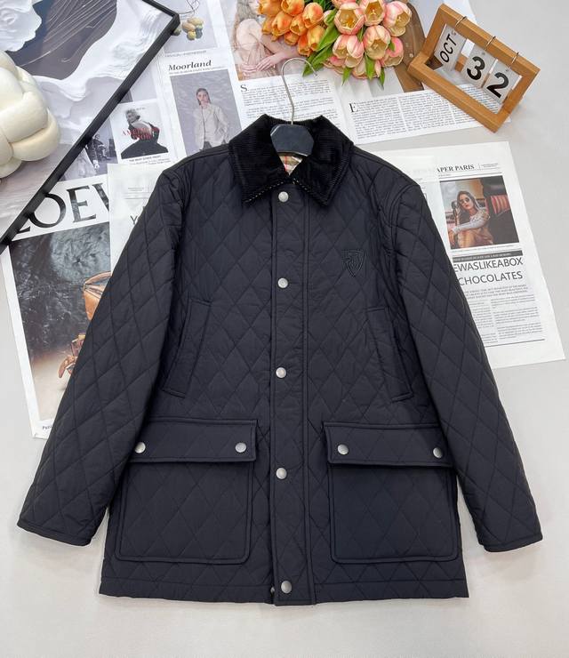 Burberry's latest 2025 preppy-style down jacket is so beautiful! Burberry's desi