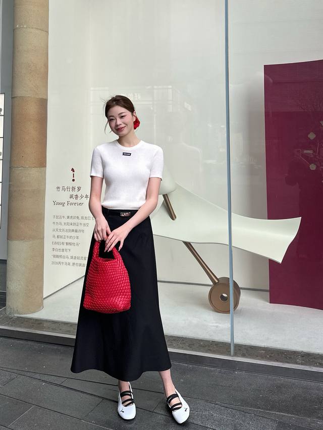 Skirt High-end, elegant A-line high-waisted casual maxi skirt Black/Grey Sizes D