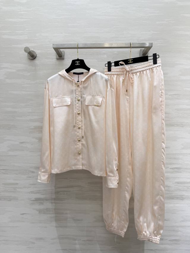 Lvvv2Ss Satin Print Set