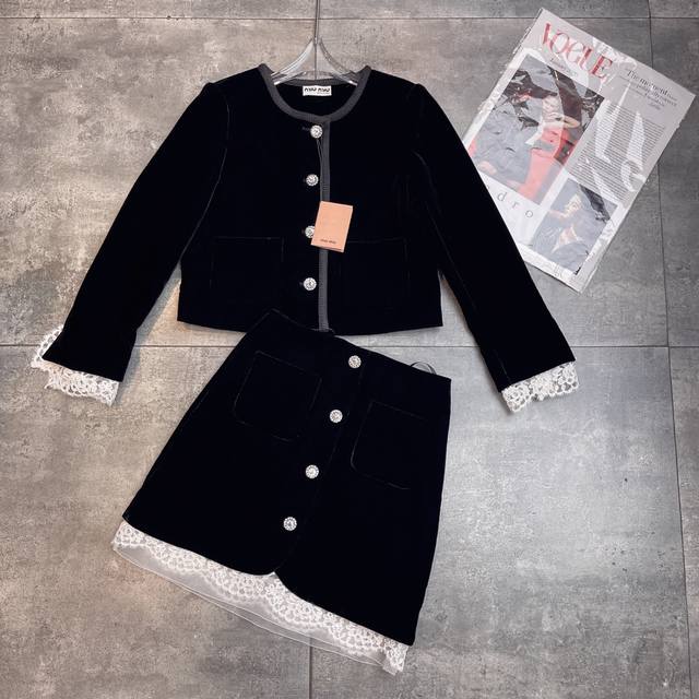 Restocked Hot Item, Velvet Suit, Celebrity Style, 1:1 Original High-End Custom S