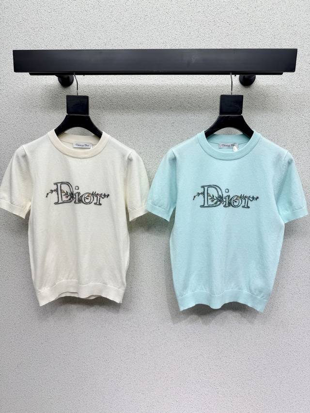 D-brand knitted wool short-sleeved top, exquisitely soft and supple texture, a c