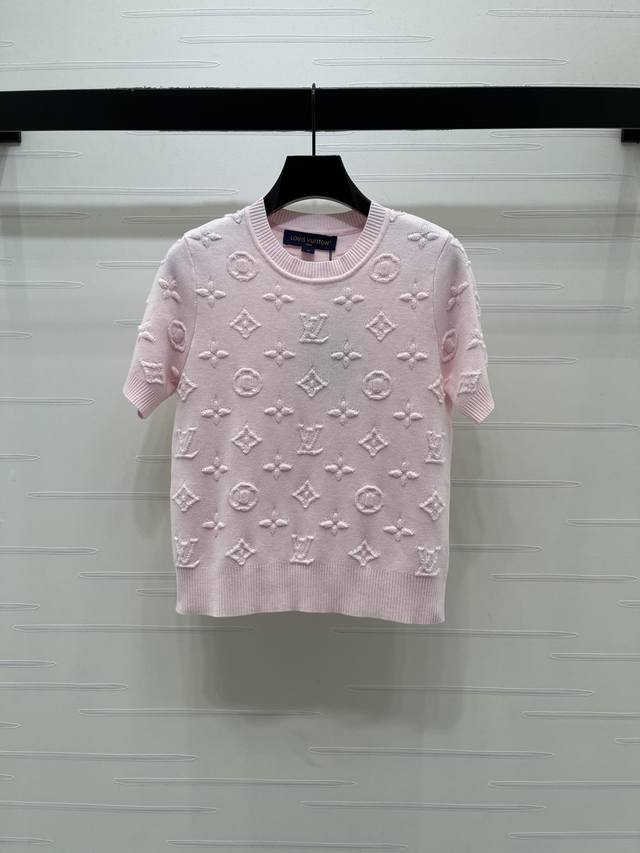 New Arrival! High-end Louis Vuitton 2026 Spring/Summer Collection! Embossed Crew