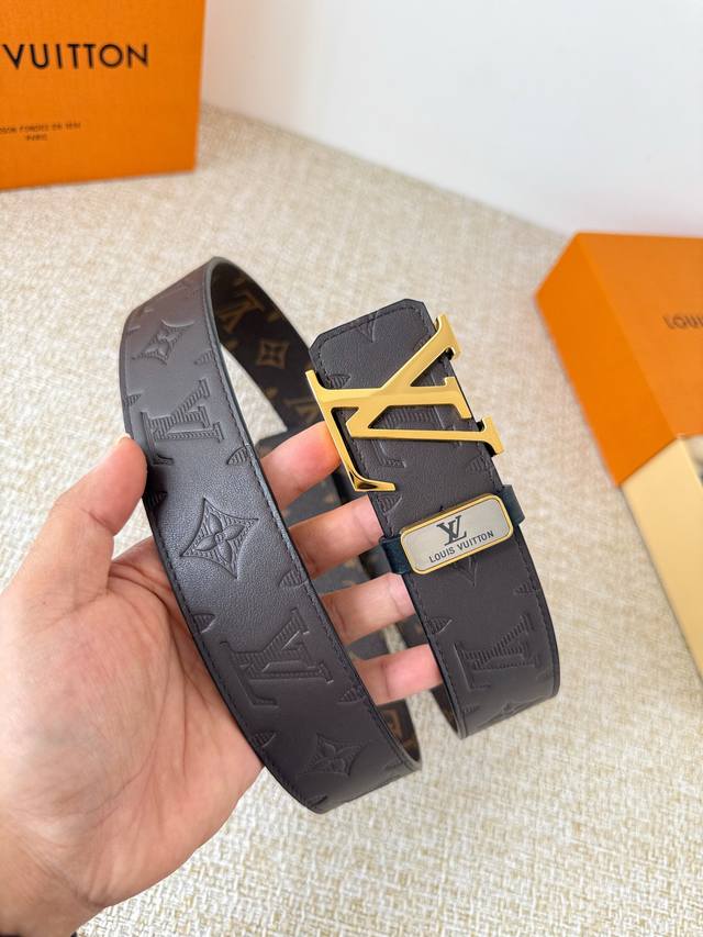 Product Name: Louis Vuitton Belt - Original Single Belt Model: Hook buckle, clas