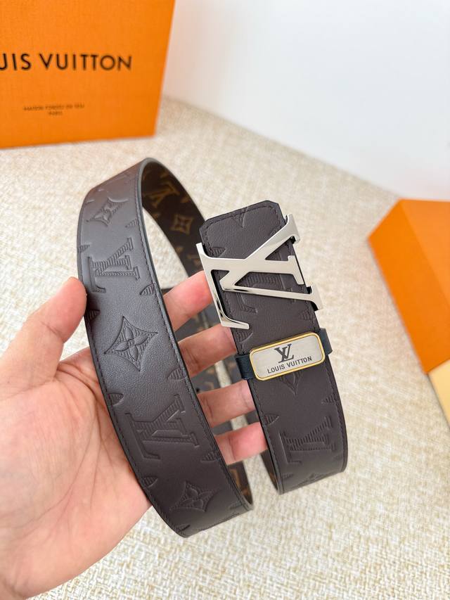 Product Name: Louis Vuitton Belt - Original Single Belt Model: Hook buckle, clas