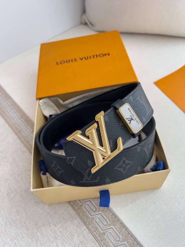 Product Name: Louis Vuitton Belt - Original Single Belt Model: Hook buckle, clas
