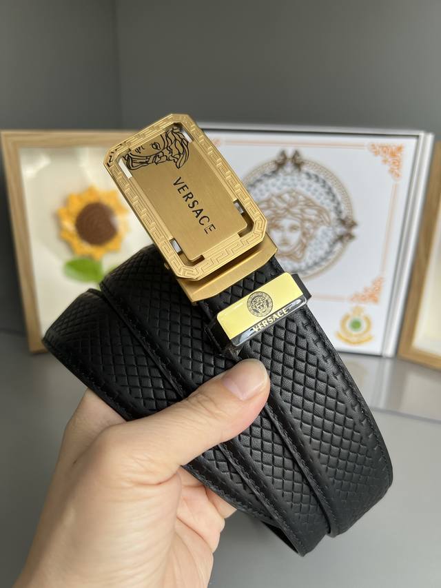 Product Name: Versace Original Automatic Buckle Belt Material: 100% Top Layer Co