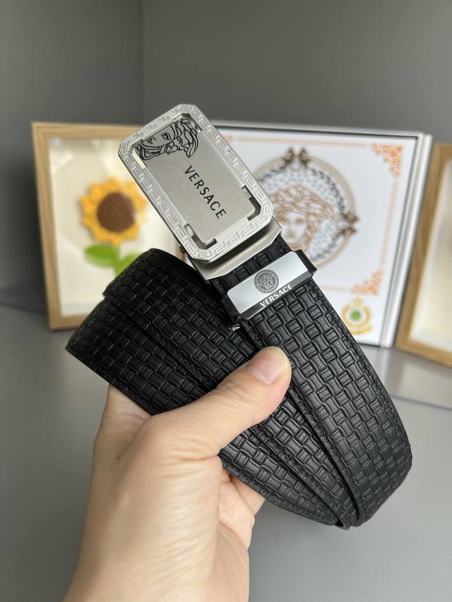 Product Name: Versace Original Automatic Buckle Belt Material: 100% Top Layer Co