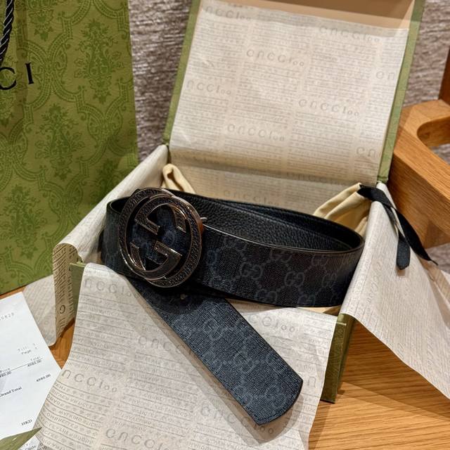 New G-brand interlocking G buckle reversible belt The G-brand Marmont series int