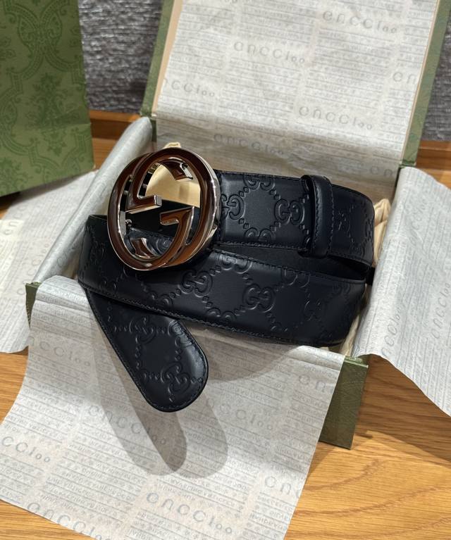 Signature Cowhide Leather Belt Interlocking Double G Buckle Belt. Crafted from S
